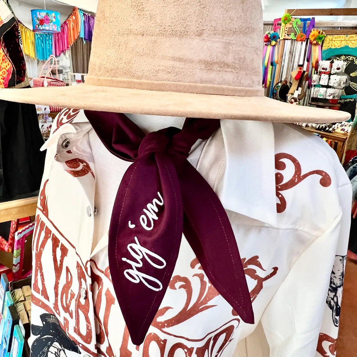 Gig "Em Ascot Scarf