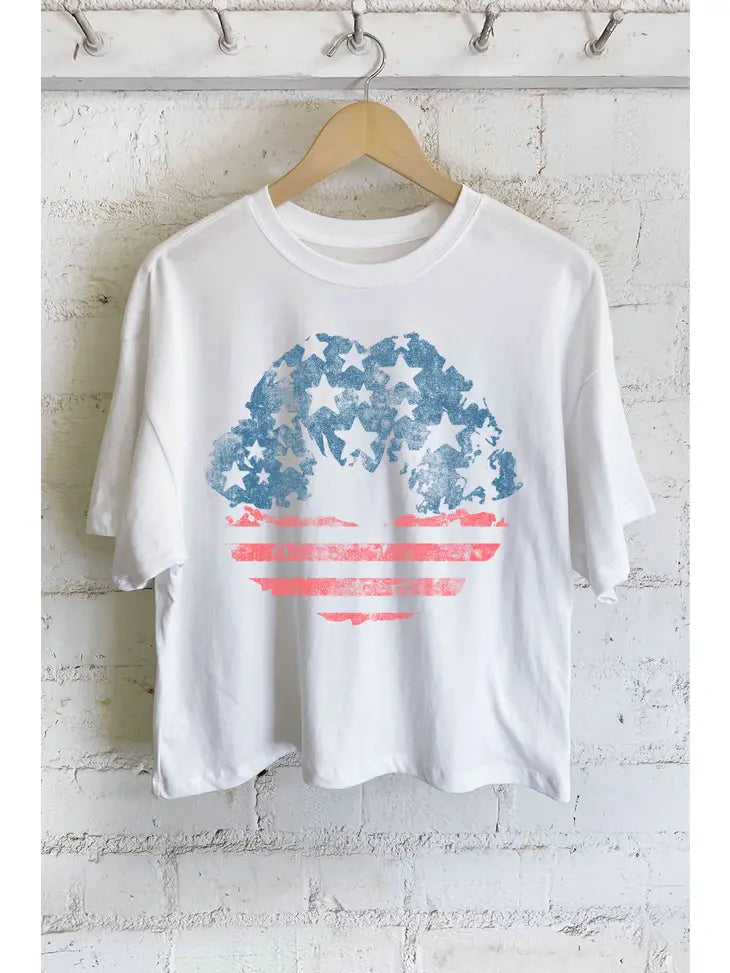 Lips Flag Long Crop - KC Outfitter