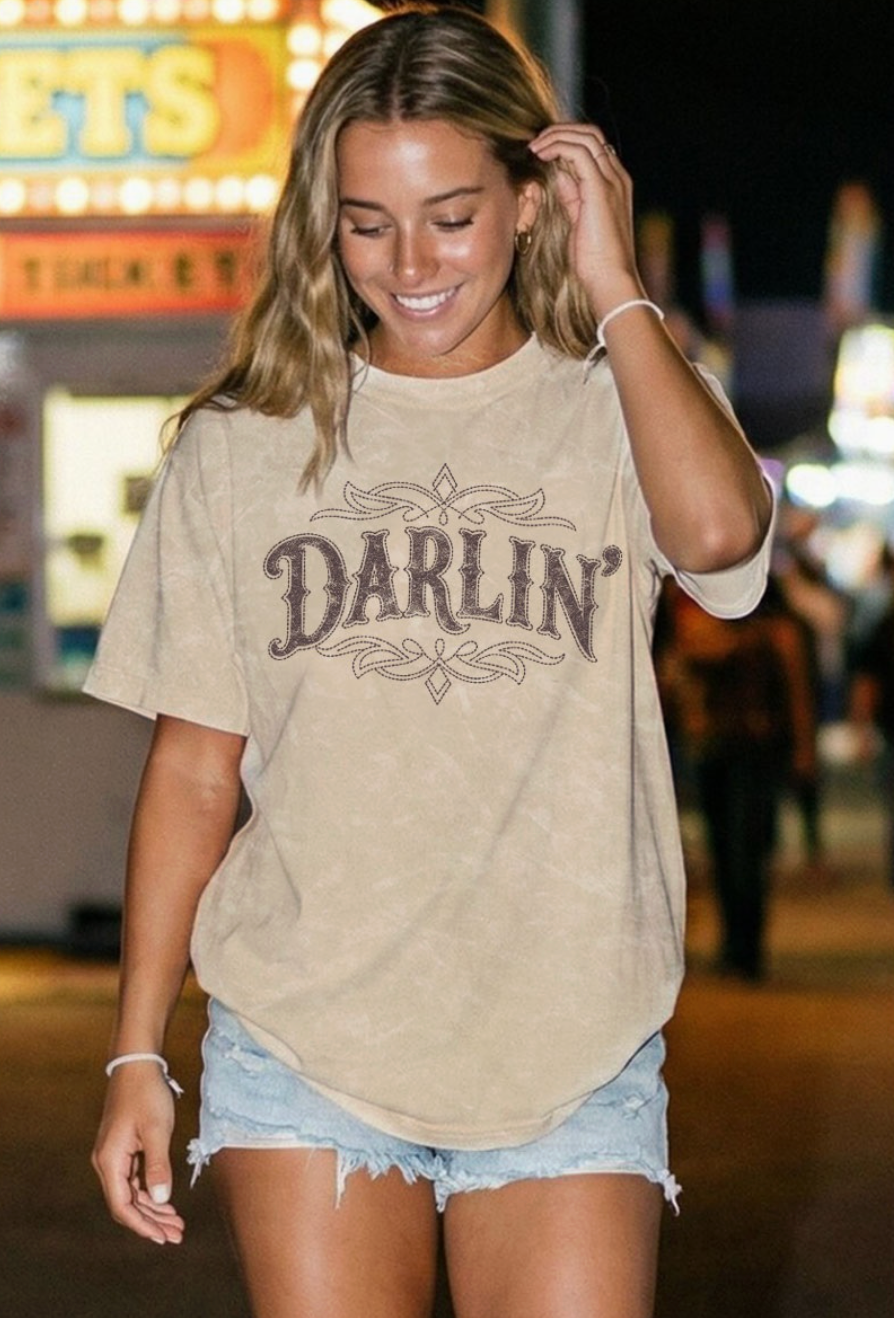 Darlin Mineral Graphic Tshirt