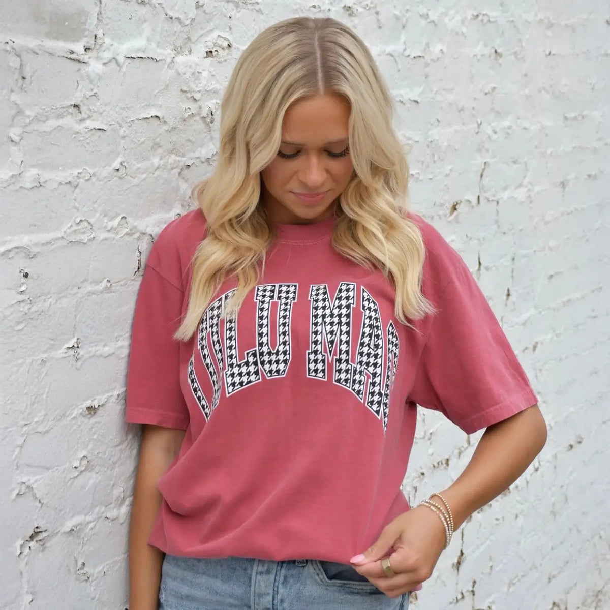 LULU Mac - Houndstooth Graphic Tshirt