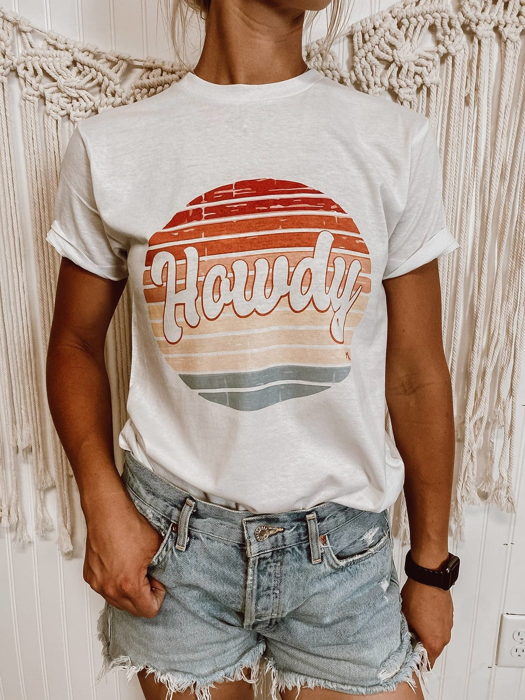 Howdy Tee In Circle - KC Outfitter