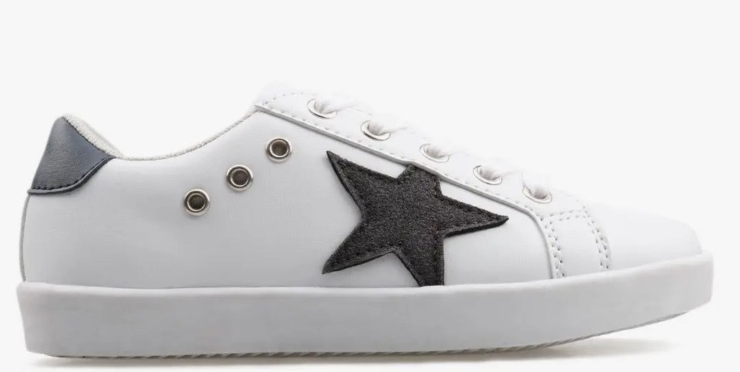 Mia white sneaker with Black Star - KC Outfitter